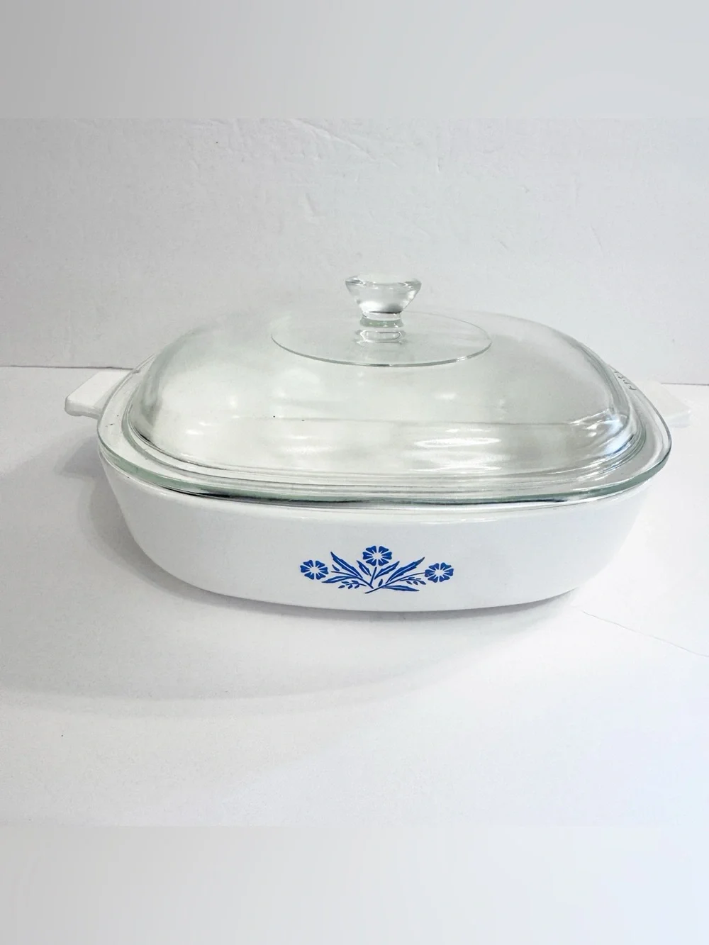 Vintage Corning Wate Corn Flower Blue 9 inch Baking Dish w/Lid